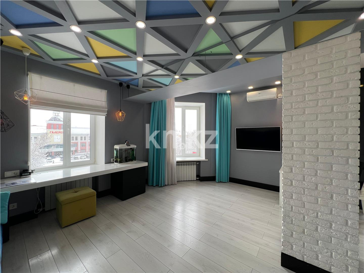 Продажа 2-комнатной квартиры, 56 м² - Продажа двухкомнатных квартир в Городе Караганды - страница 3 фото 1 из 15