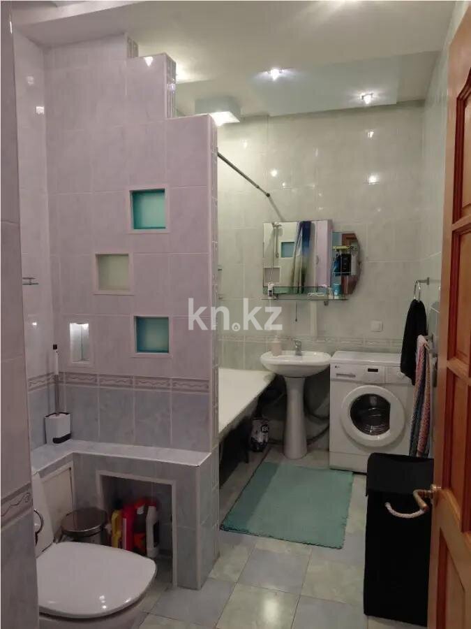Продажа 3-комнатной квартиры, 72.6 м² в Алматы - фото 4