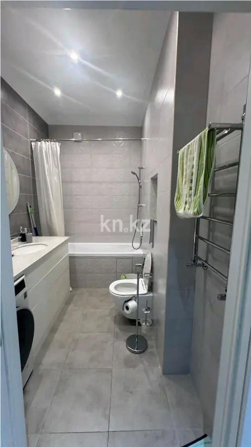 Продажа 2-комнатной квартиры, 71 м² - Продажа двухкомнатных квартир в панельном доме в Алматы - страница 2 фото 3 из 4