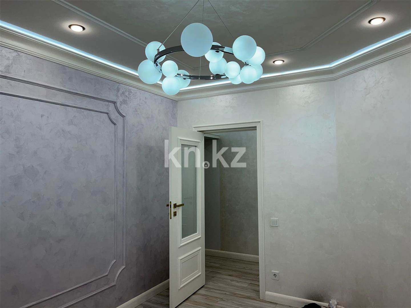 Продажа 4-комнатной квартиры, 106 м², ул. Дюсембекова - Продажа  четырехкомнатных квартир в Караганде фото 13 из 22