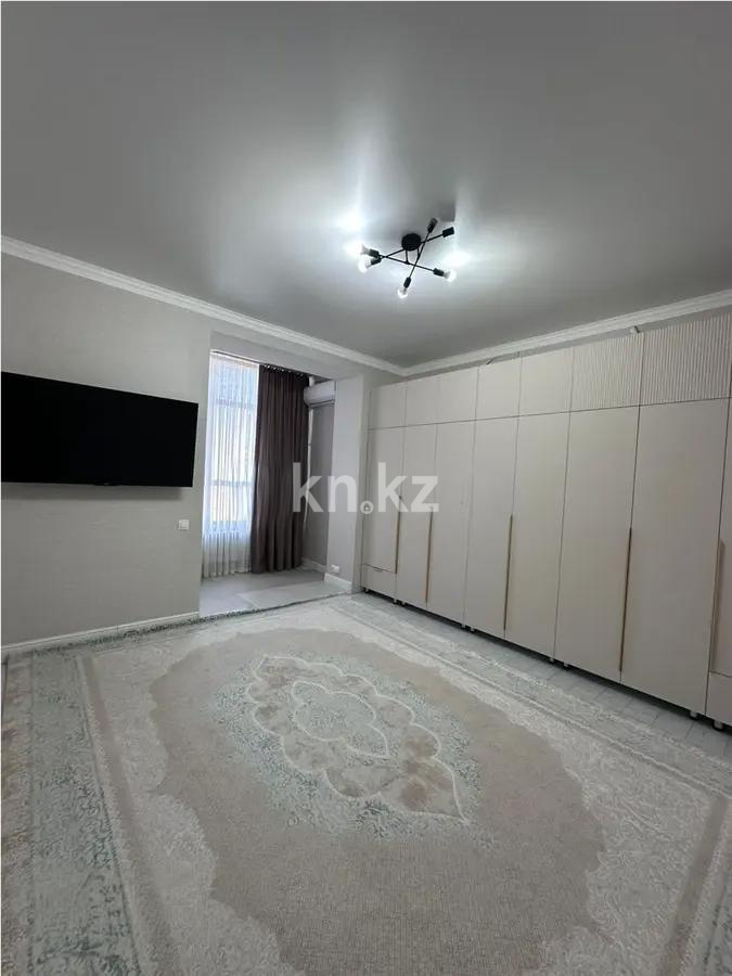 Продажа 4-комнатной квартиры, 130 м² в Астане