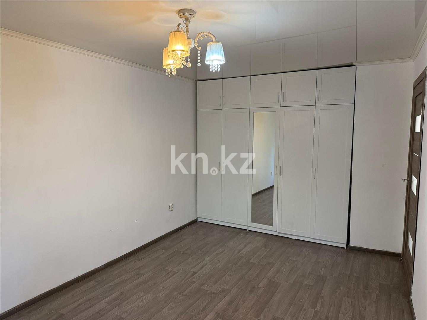 Продажа 3-комнатной квартиры, 64 м², ул. Пичугина в Караганде - фото 4