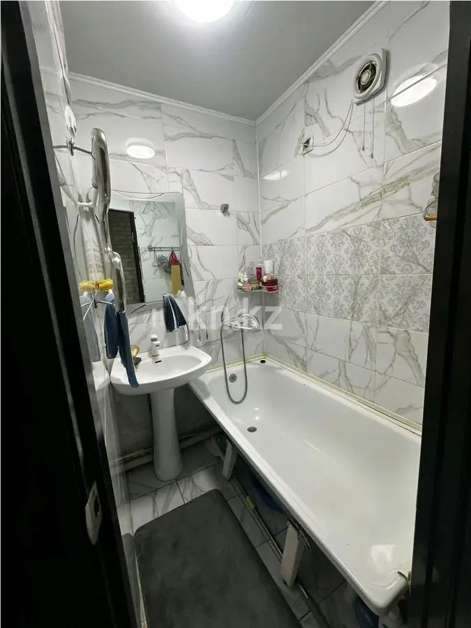 Продажа 2-комнатной квартиры, 43 м², мкр-н 13 в Караганде - фото 2