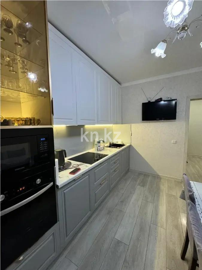 Продажа 3-комнатной квартиры, 81.5 м², ул. Дукенулы, дом  37/2 в Астане - фото 3