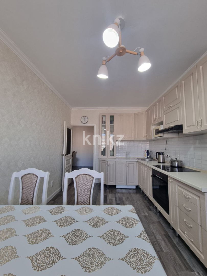 Продажа 3-комнатной квартиры, 92 м², ул. Таттимбета, дом  5/5 - Продажа квартир в Караганде фото 9 из 19