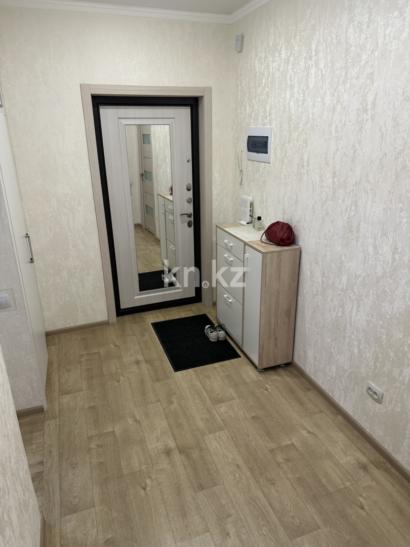 Продажа 2-комнатной квартиры, 69 м², Жамбыла, дом  44/2 - Продажа и аренда недвижимости в Петропавловске фото 1 из 12