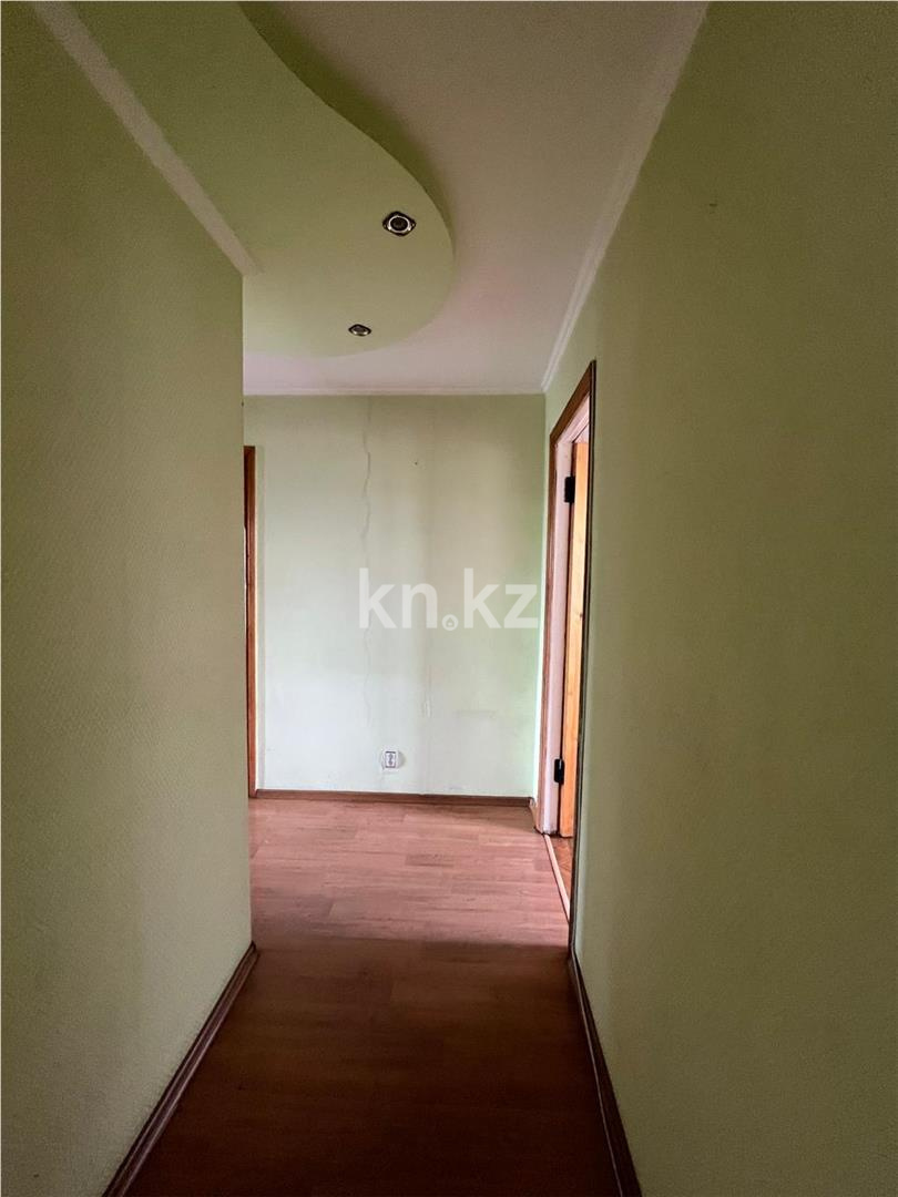 Продажа 4-комнатной квартиры, 79 м², ул. Дюсембекова, дом  67 - Продажа  четырехкомнатных квартир в Караганде фото 18 из 19