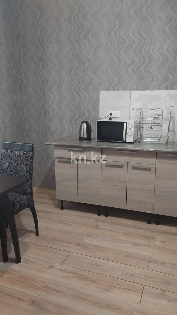Аренда 1-комнатной квартиры, 44 м², ул. Бокейхана, дом  25г - Аренда жилой и коммерческой недвижимости в Астане фото 1 из 10