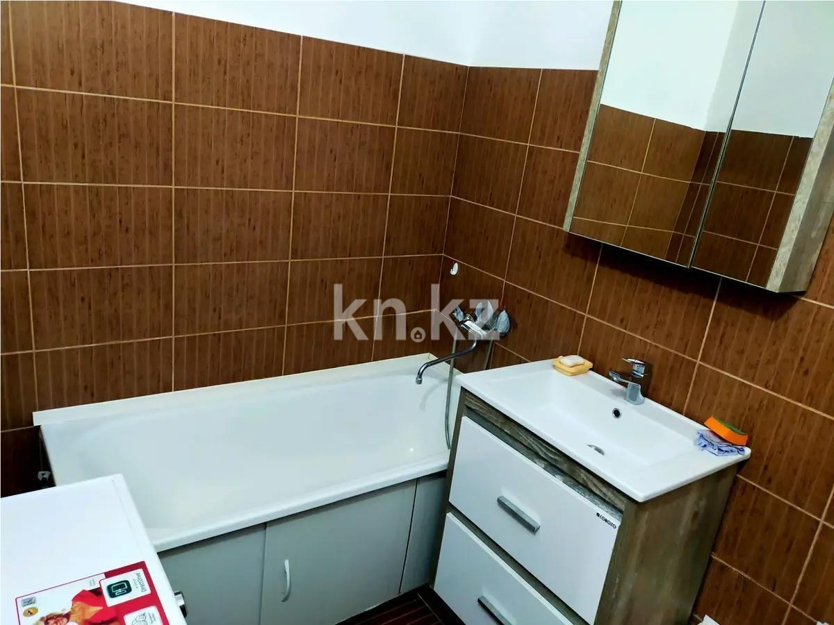 Продажа 3-комнатной квартиры, 74 м², пр. Шахтеров, дом  74 - Продажа квартир в Караганде фото 5 из 5