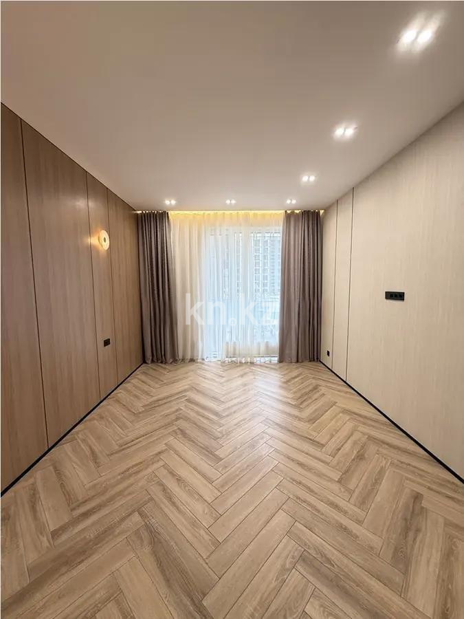 Продажа 3-комнатной квартиры, 132 м², ул. Кунаева, дом  5 в Астане - фото 4