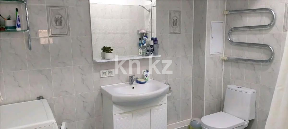 Продажа 4-комнатной квартиры, 97 м², ул. Богенбай батыра, дом  89 в Алматы - фото 8