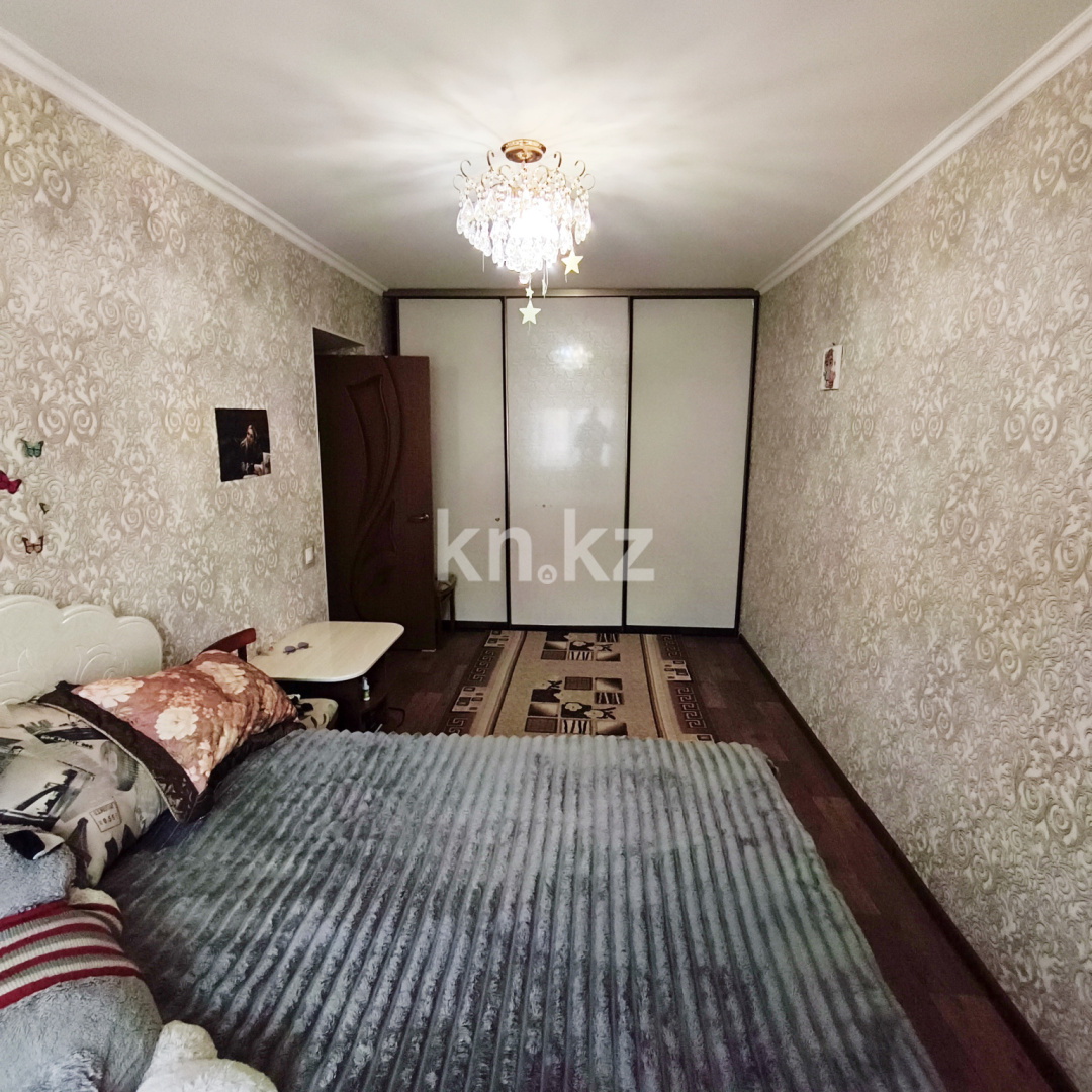 Продажа 4-комнатной квартиры, 74.6 м², ул. Гоголя, дом  51/1 - Продажа  четырехкомнатных квартир в Караганде фото 7 из 22