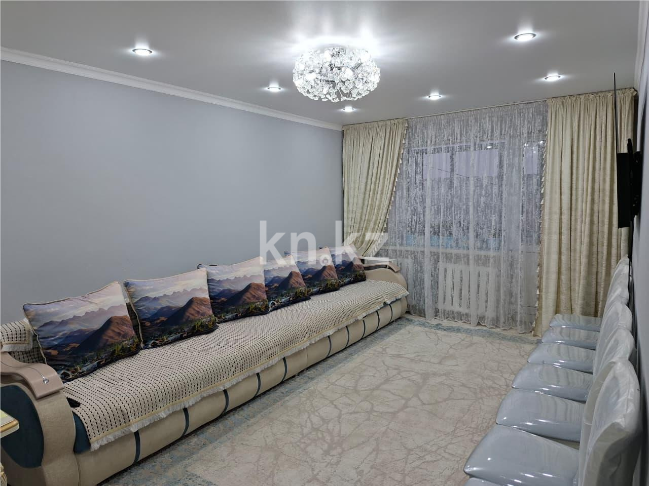 Продажа 3-комнатной квартиры, 59 м², пр. Строителей в Караганде