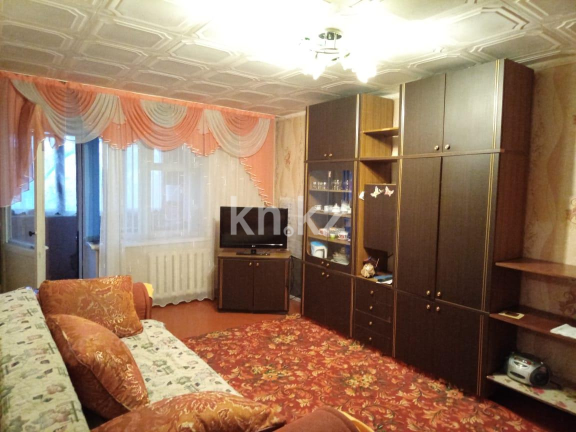 Продажа 1-комнатной квартиры, 31 м², мкр-н 19 - Продажа квартир в Караганде фото 1 из 6