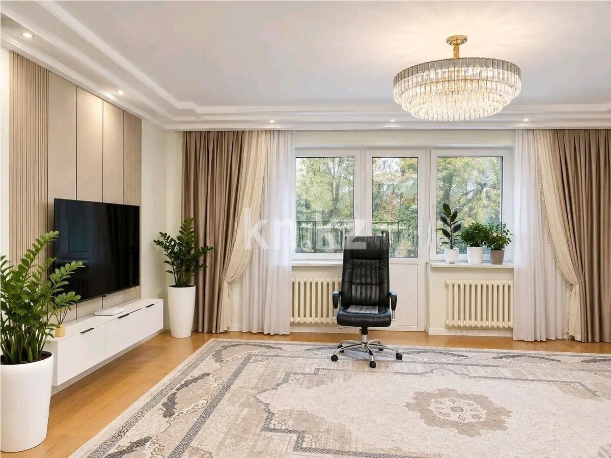 Продажа 2-комнатной квартиры, 74 м² в Алматы