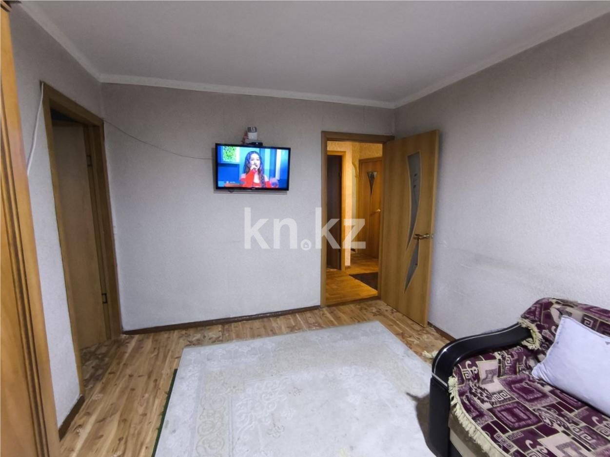Продажа 3-комнатной квартиры, 60 м², пр. Строителей - Продажа квартир в Караганде фото 3 из 9