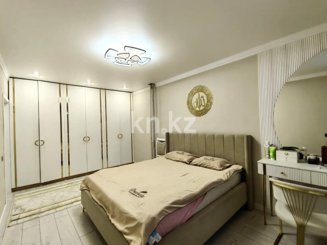 Продажа 4-комнатной квартиры, 143 м², мкр. Голубые Пруды, дом  5/4 - Продажа квартир в Караганде с фото фото 8 из 36