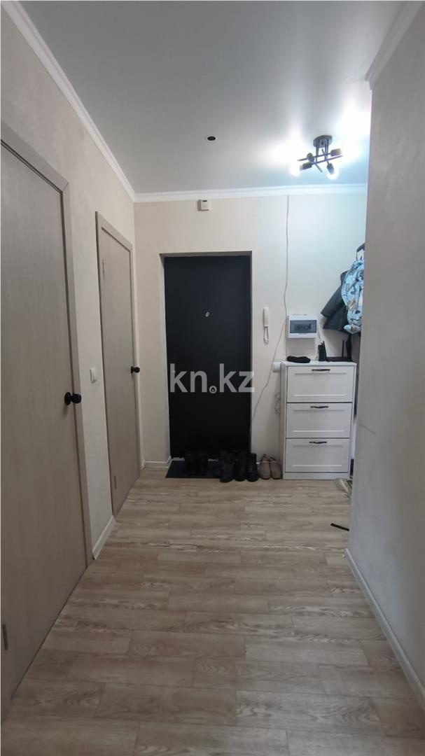 Продажа 2-комнатной квартиры, 69 м², пр. Республики - Аренда баз, складов и промышленной недвижимости в Костанае фото 12 из 14