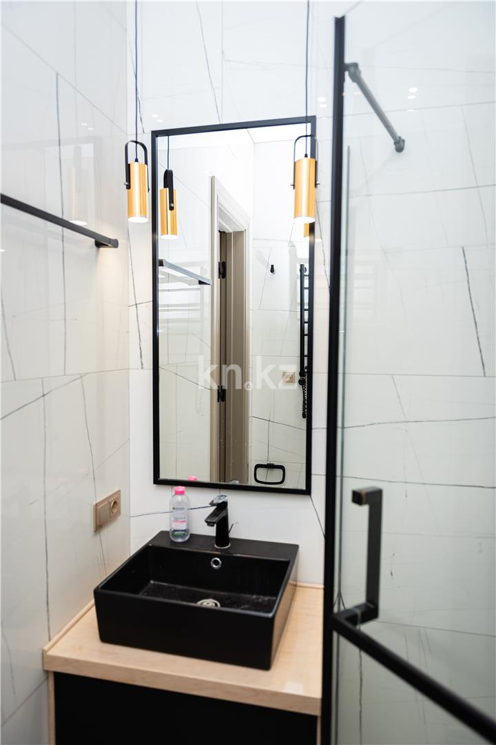 Продажа 6-комнатной квартиры, 345 м², ул. Муканова, дом  53 - Продажа  пятикомнатных квартир в Караганде фото 37 из 58