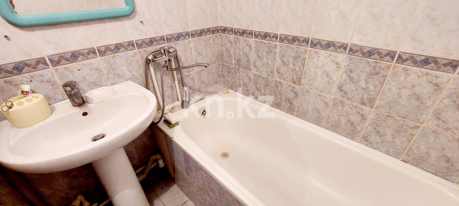 Продажа 3-комнатной квартиры, 66 м² в Караганде - фото 14