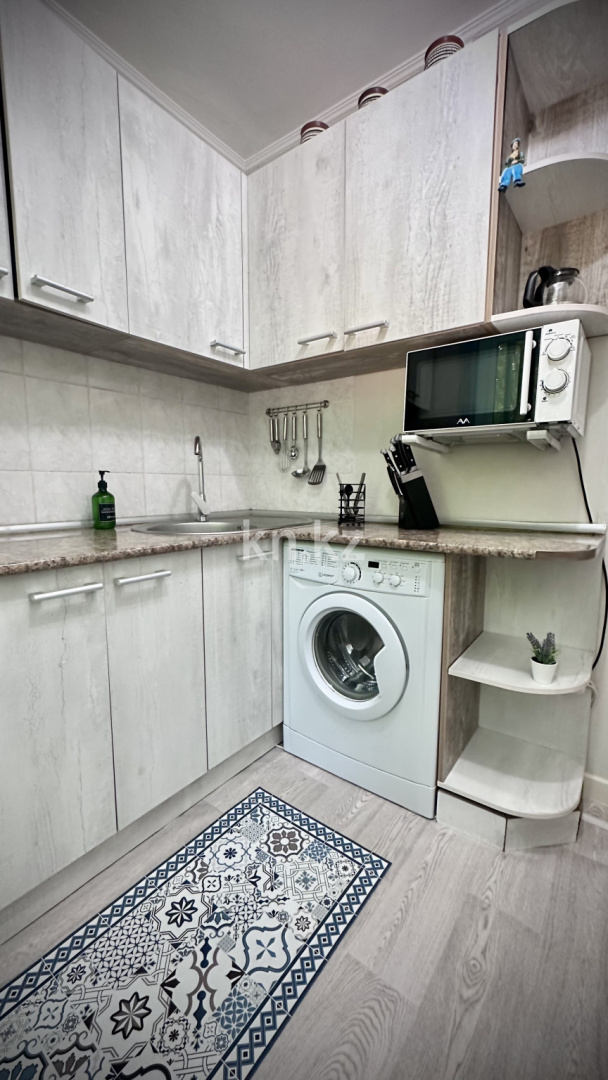 Аренда 2-комнатной квартиры посуточно, 48 м², ул. Си Синхая, дом  18 - Гагарина - Аренда  двухкомнатных квартир посуточно в Алматы фото 14 из 21