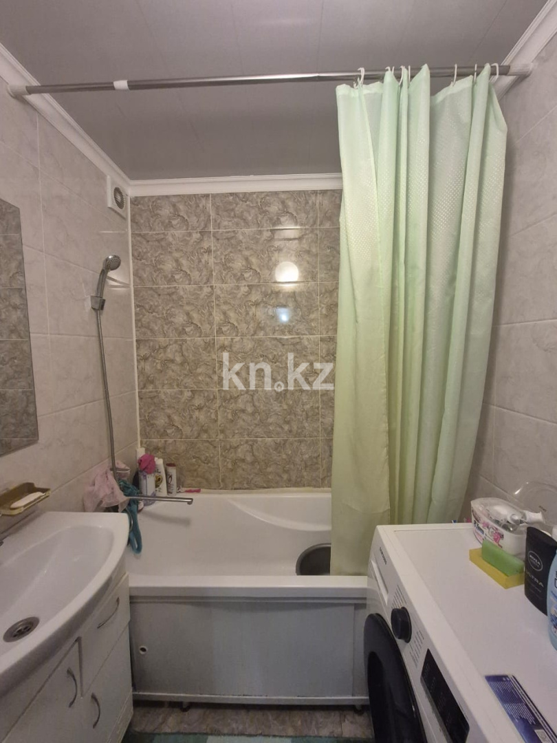 Продажа 4-комнатной квартиры, 86.2 м², мкр. Голубые Пруды - Продажа  четырехкомнатных квартир в Караганде фото 10 из 14