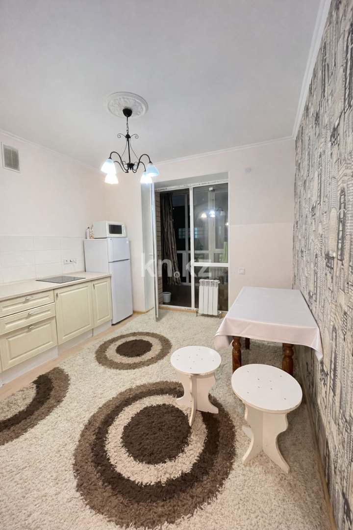 Аренда 1-комнатной квартиры, 39 м² - Аренда квартир помесячно в р-не Нура Астаны фото 2 из 8