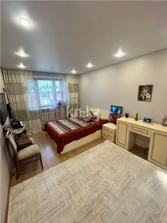 Продажа 3-комнатной квартиры, 85 м², ул. Нуркена Абдирова, дом  6 в Темиртау - фото 4