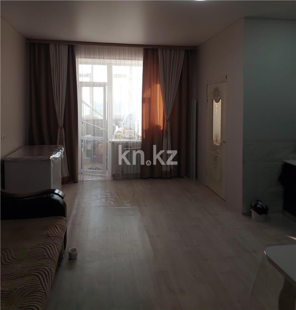 Продажа 2-комнатной квартиры, 65 м², пр. Шахтеров - Продажа  двухкомнатных квартир в Караганде фото 1 из 6