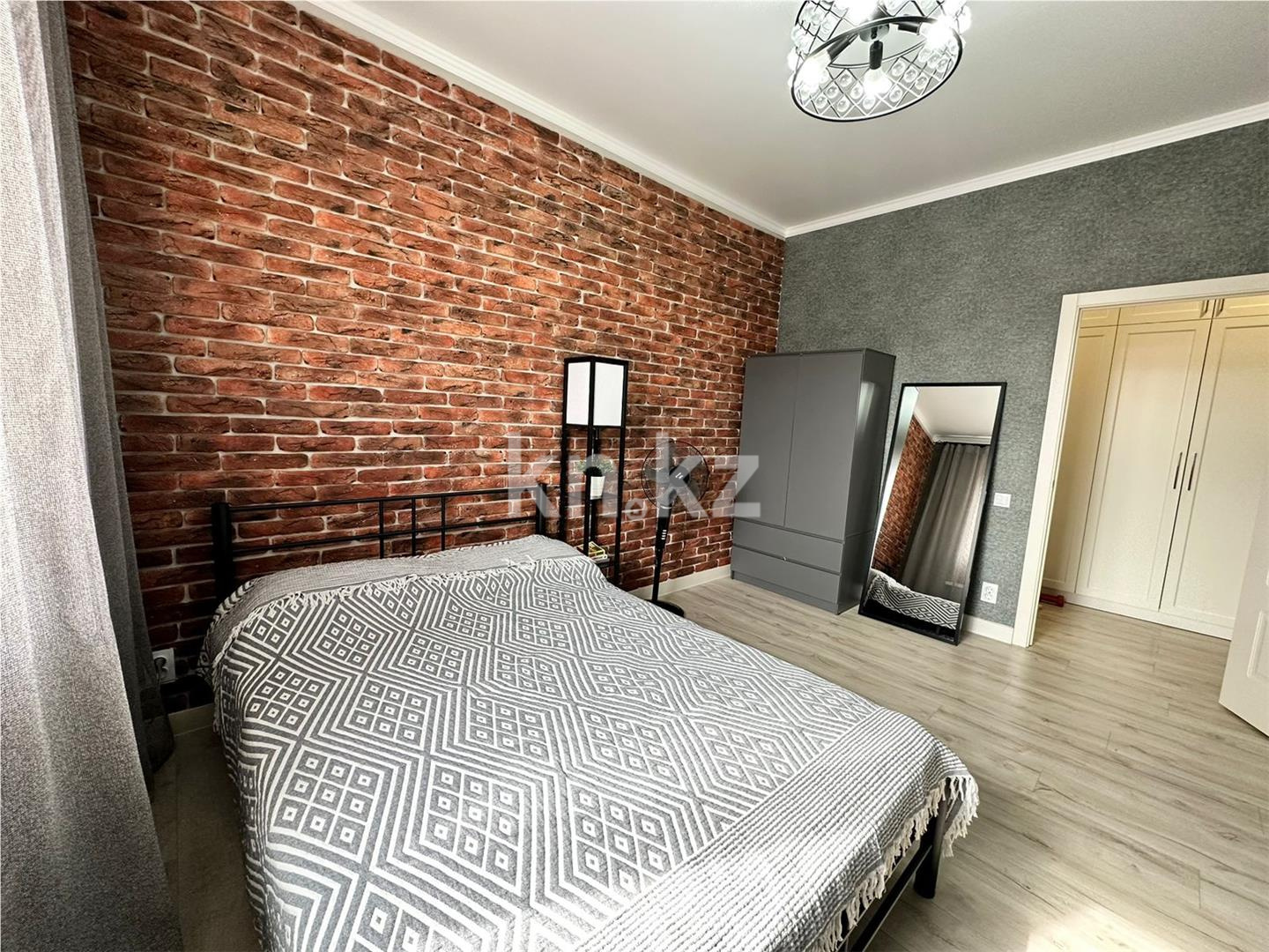 Продажа 3-комнатной квартиры, 88 м², мкр-н Степной-2, дом  14/1 в Караганде - фото 6