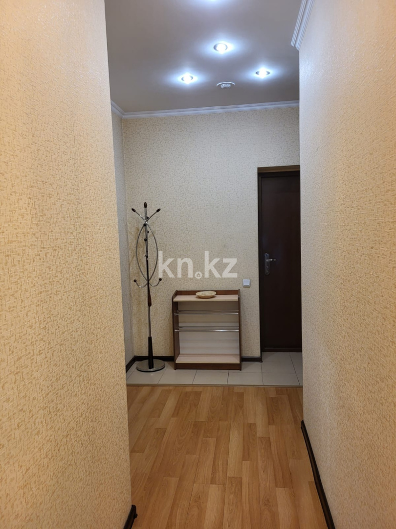 Аренда 2-комнатной квартиры, 50 м², ул. Ходжанова, дом  76 - пр. Аль-Фараби - Аренда квартир помесячно в Алматы с фото фото 26 из 36