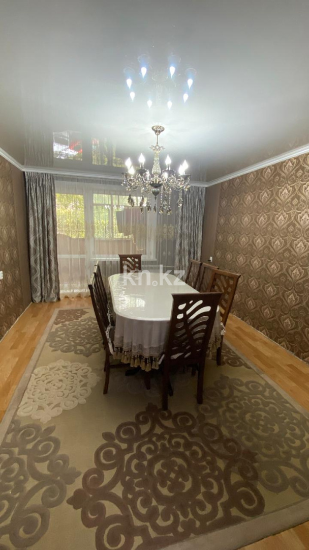 Продажа 3-комнатной квартиры, 62 м², мкр-н Восток-3, дом  13 - Продажа  трехкомнатных квартир в Караганде фото 1 из 12