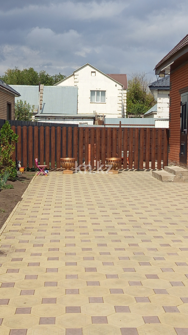 Продажа 4-комнатного дома, 130 м², ул. Короленко, дом  61 - Продажа домов, коттеджей в Уральске фото 9 из 10