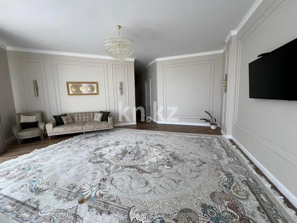 Продажа 3-комнатной квартиры, 131 м², ул. Тыныбаева, дом  18 - Продажа  трехкомнатных квартир в Астане без посредников фото 1 из 7