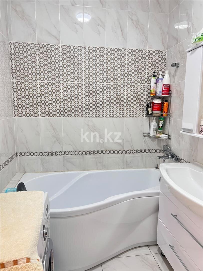 Продажа 3-комнатной квартиры, 83 м² в Караганде - фото 16