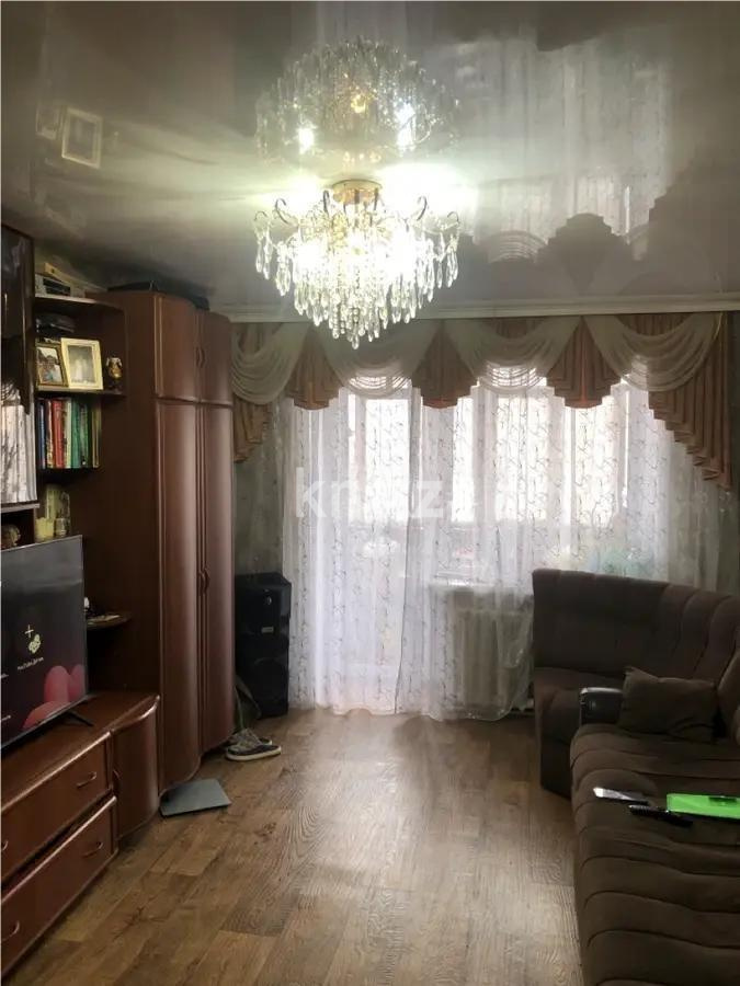Продажа 3-комнатной квартиры, 60 м², ул. Жекибаева, дом  133/2 - Продажа  трехкомнатных квартир в Караганде без посредников фото 1 из 7