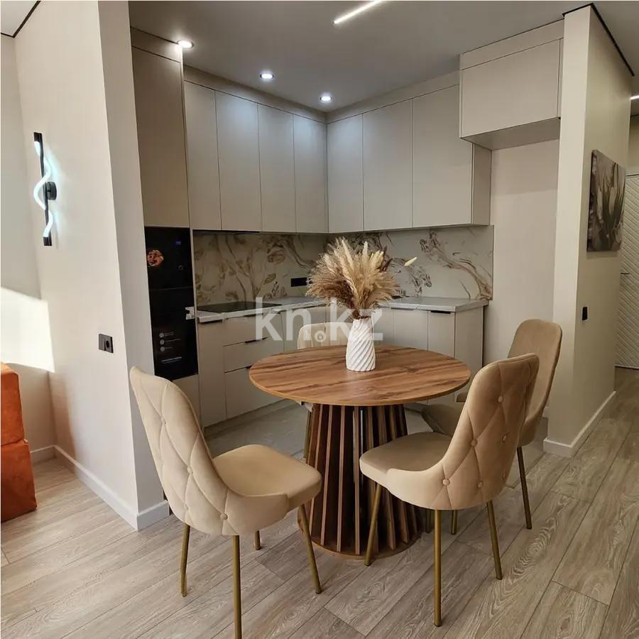 Продажа 2-комнатной квартиры, 55 м², ул. Утепова, дом  31 в Алматы - фото 3