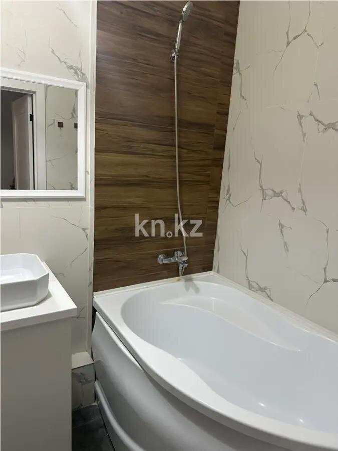 Продажа 4-комнатной квартиры, 70 м² в Астане - фото 6