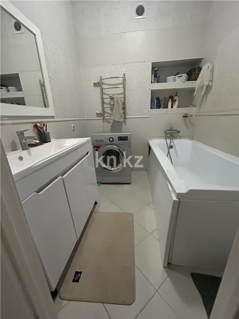 Продажа 3-комнатной квартиры, 105 м², ул. Керей, Жанибек хандар в Астане - фото 19