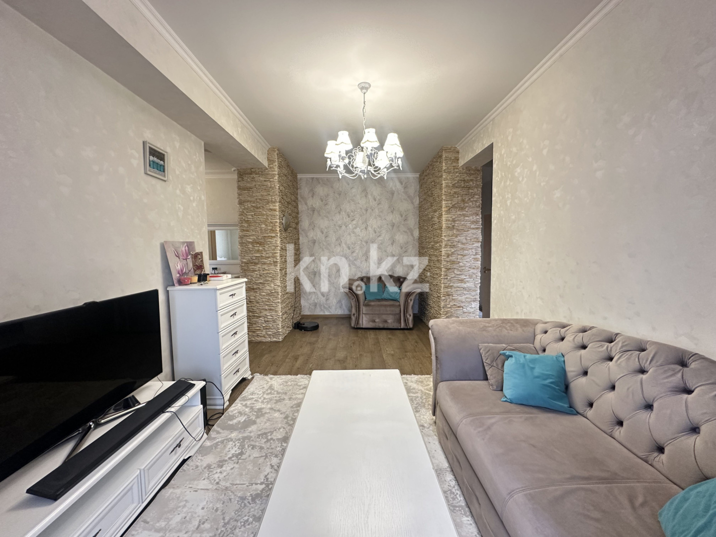 Продажа 3-комнатной квартиры, 77.1 м² - Продажа недвижимости в Казахстане - страница 2 фото 2 из 36