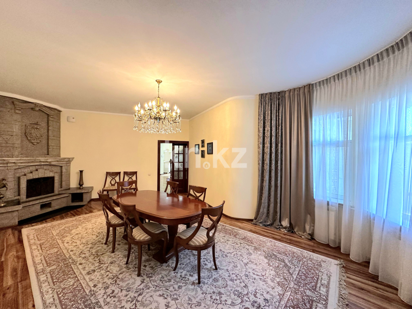 Продажа 8-комнатного дома, 360 м² - Продажа домов, коттеджей в Шымкенте - страница 2 фото 26 из 33