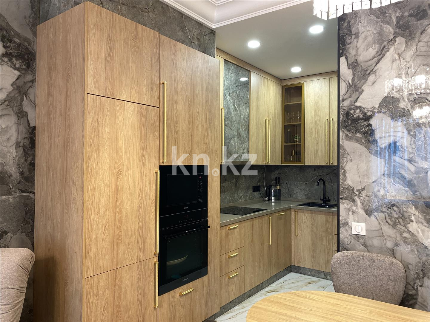 Продажа 4-комнатной квартиры, 132 м², ул. Шарля де Голля - Продажа квартир в Казахстане фото 6 из 27