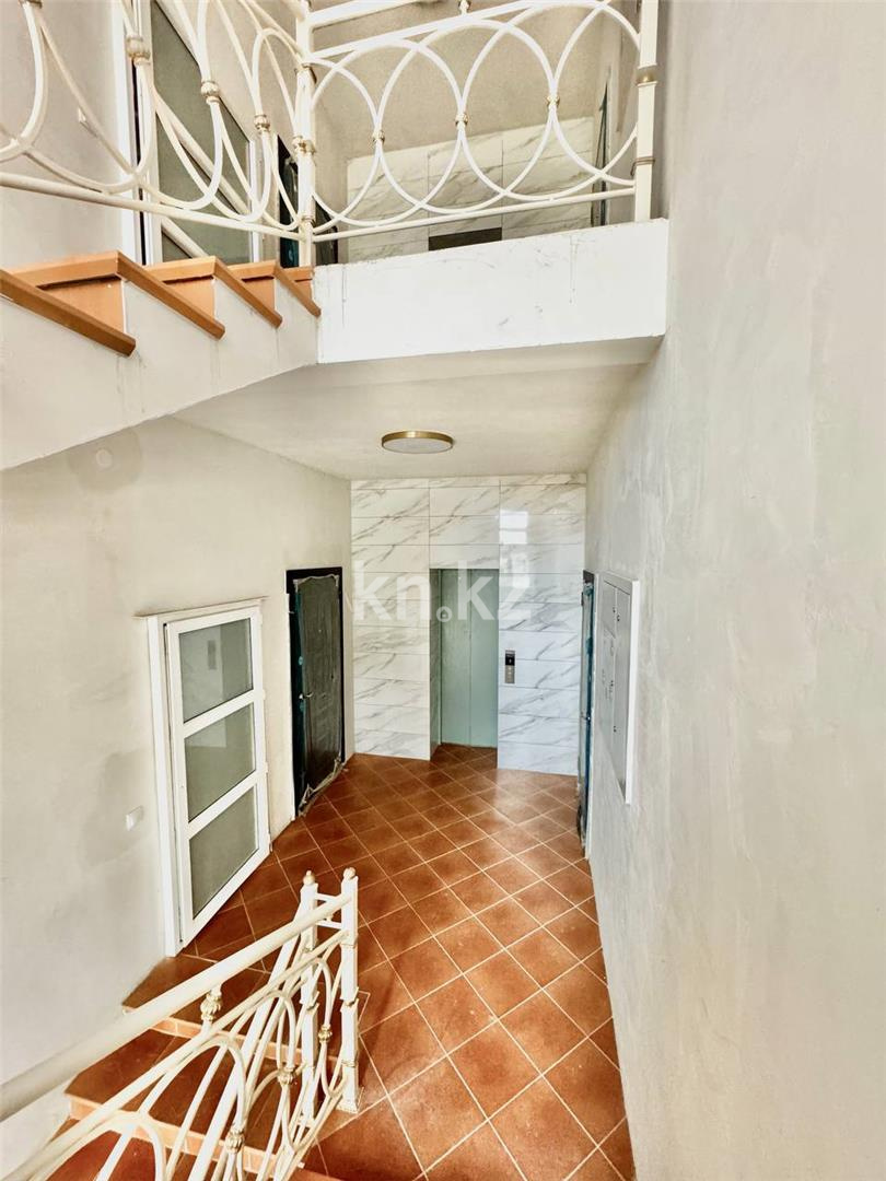 Продажа 3-комнатной квартиры, 72 м², мкр-н Алтын Арка - Продажа  трехкомнатных квартир в Караганде фото 9 из 15