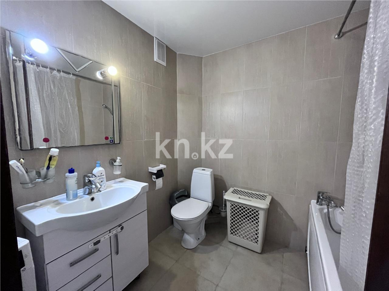 Продажа 2-комнатной квартиры, 57 м² - Продажа  двухкомнатных квартир в Караганде на Юго-Востоке фото 18 из 36