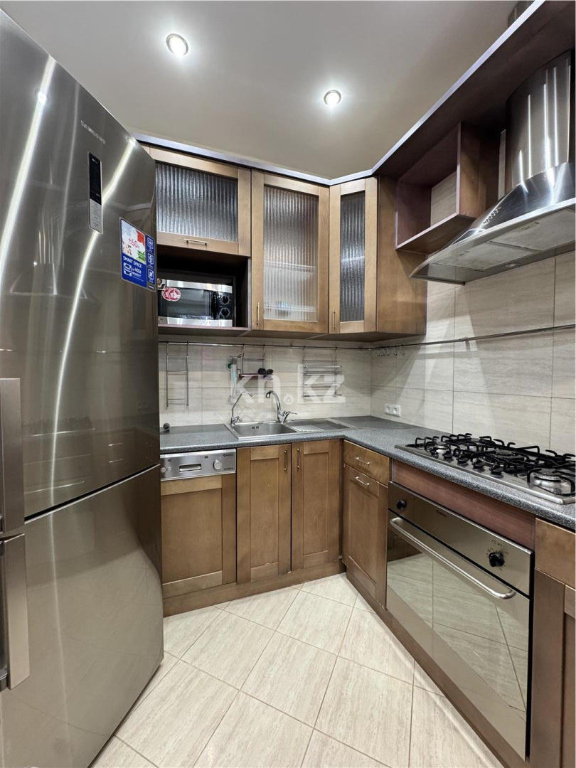 Продажа 3-комнатной квартиры, 66.2 м², ул. Абая, дом  26 - Продажа квартир в Караганде фото 8 из 23