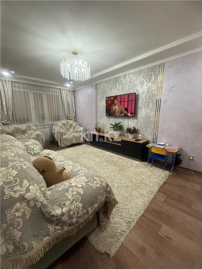 Продажа 3-комнатной квартиры, 64 м², мкр-н 11а в Караганде - фото 3
