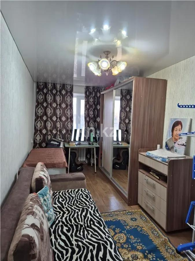 Продажа 3-комнатной квартиры, 60 м², пр. Строителей, дом  27 в Караганде - фото 2