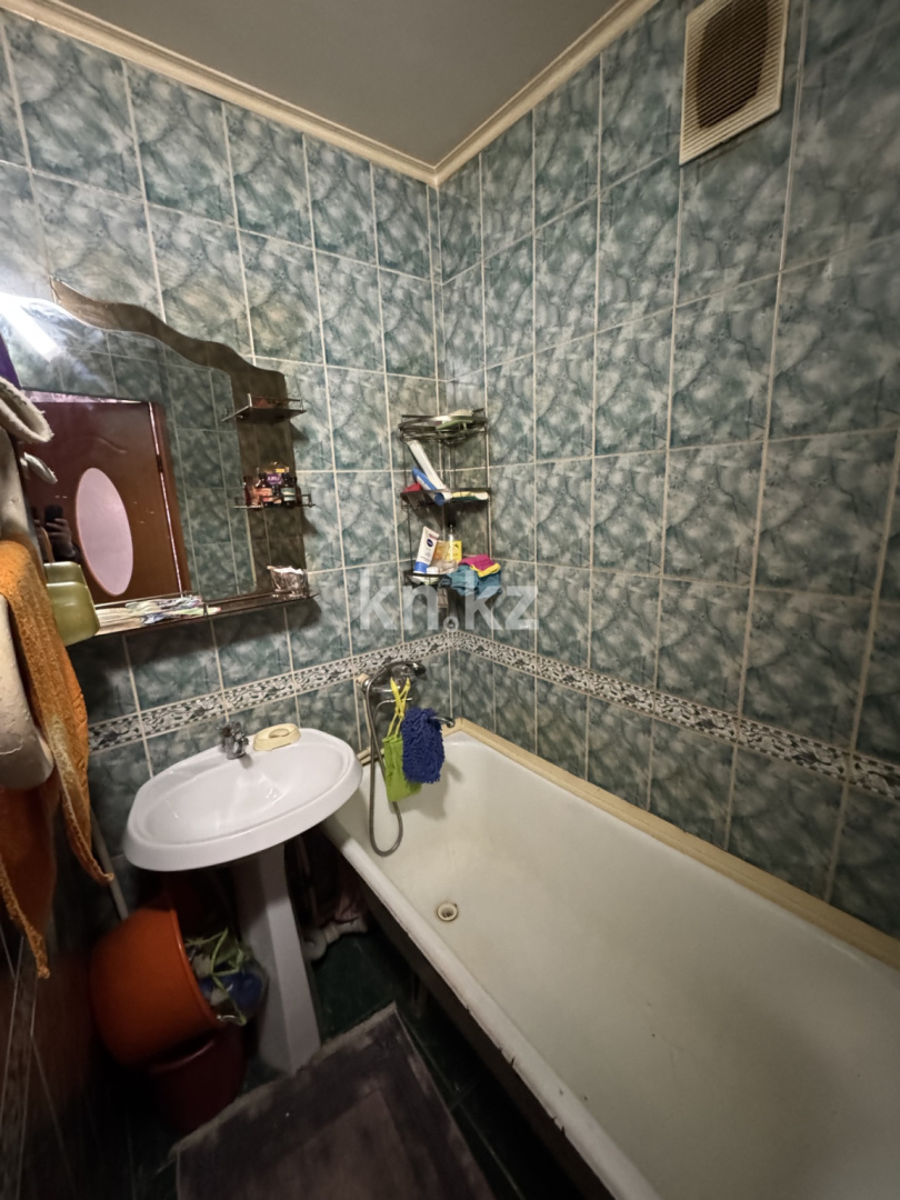 Продажа 2-комнатной квартиры, 45 м², мкр-н 15, дом  11 в Караганде - фото 7