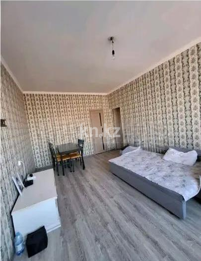 Продажа 1-комнатной квартиры, 38 м², мкр-н Аксай-1, дом  3 - Продажа квартир в Алматы с фото фото 1 из 2