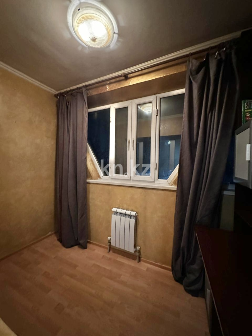 Аренда 3-комнатной квартиры, 75 м², мкр. Аксай-1 - Аренда  трехкомнатных квартир помесячно в Алматы фото 12 из 19